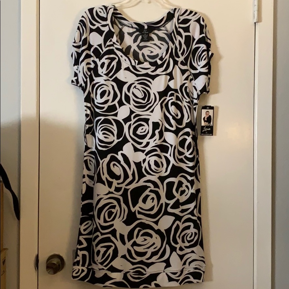 Black and White design with black belt!